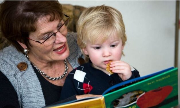 Voorleesuurtje voor kinderen tot en met 4 jaar